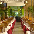 Restaurant & Bar