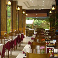 Restaurant & Bar